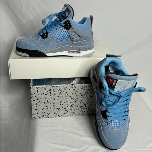 Air Jordan 4 Retro SP North Carolina Blue Air Jordan Flight Kids Sz 4.5 US NWT - Picture 10 of 13
